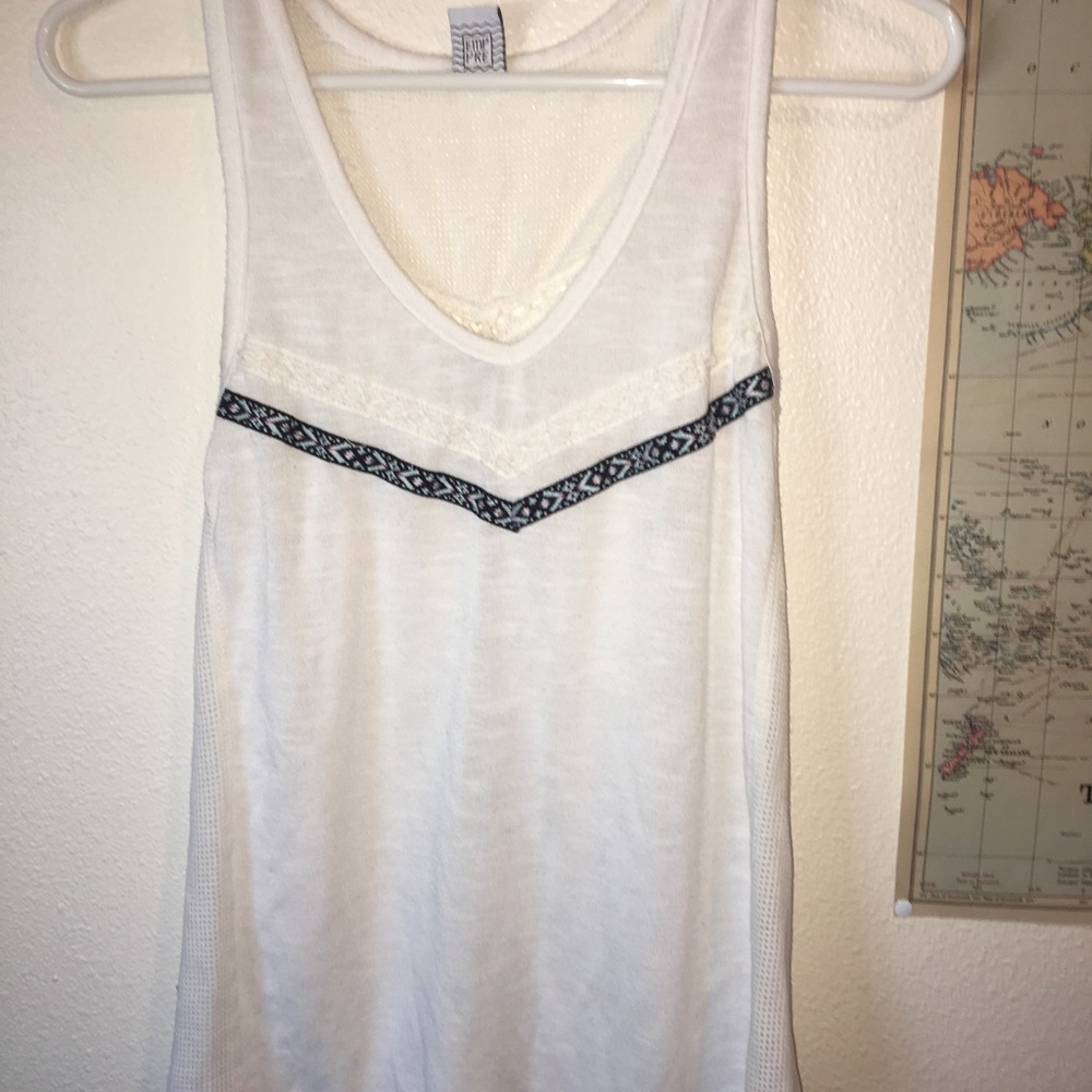 Empyre White Tank